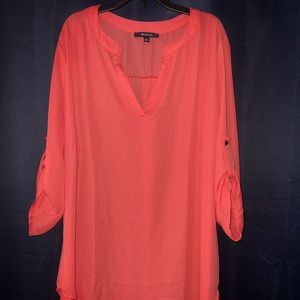 Plus size women’s 3/4 sleeve, hi-low tunic
